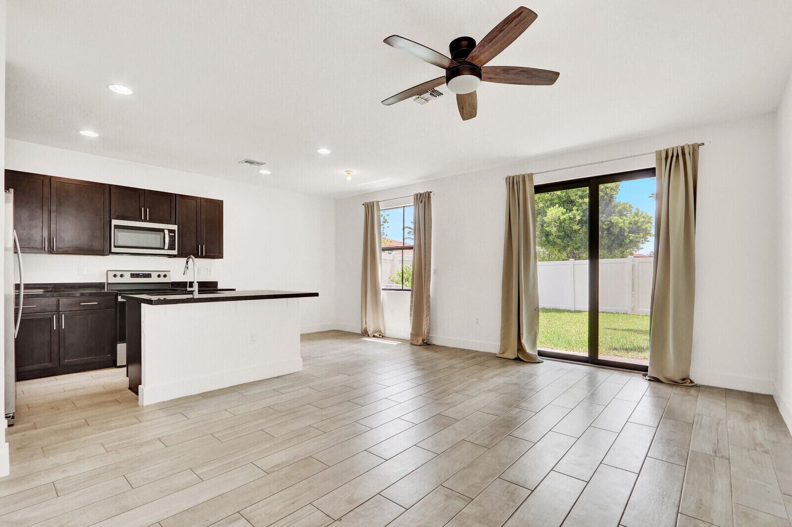 4008 Sequoia Place, Riviera Beach, FL 33410 6