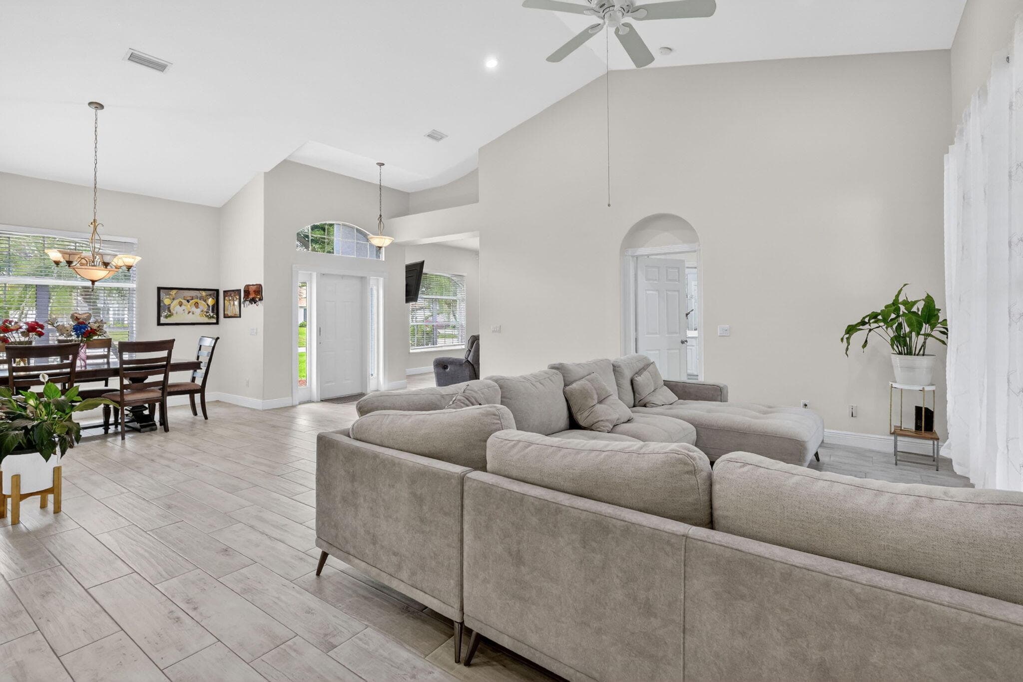 1571 SW Hunnicut Avenue, Port St. Lucie, FL 34953 5