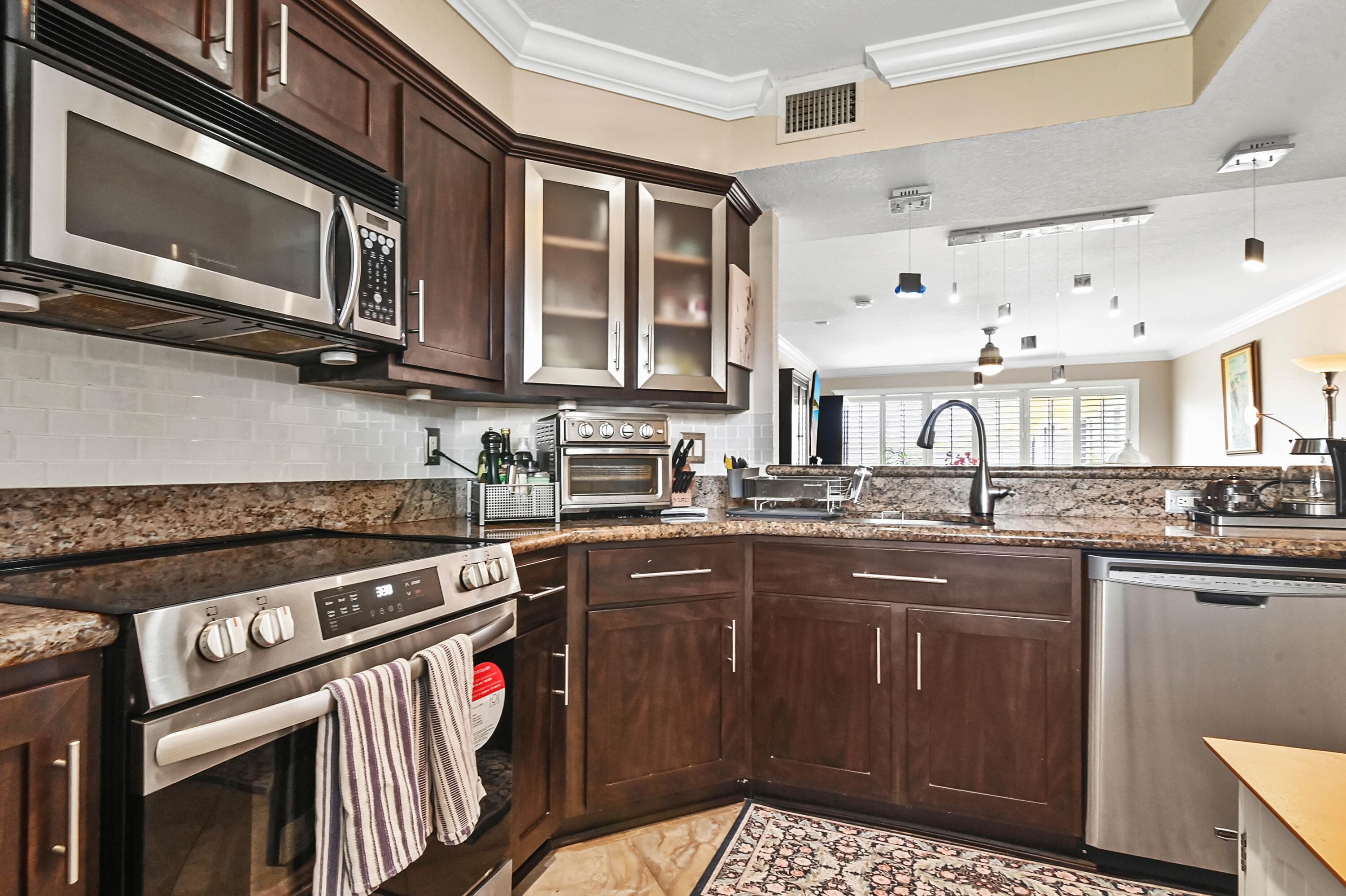 1501 E Broward Boulevard 805, Fort Lauderdale, FL 33301 9