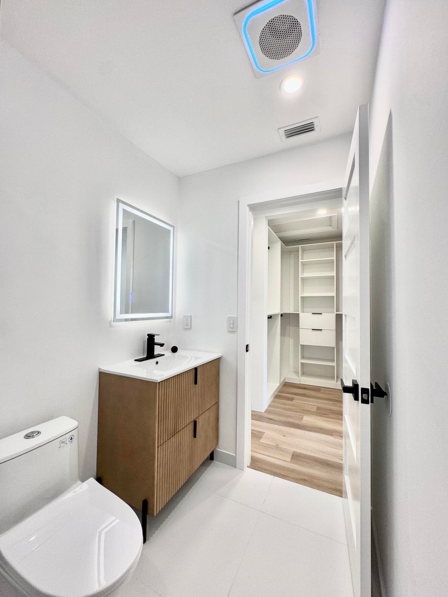 21547 Altamira Avenue, Boca Raton, FL 33433 14