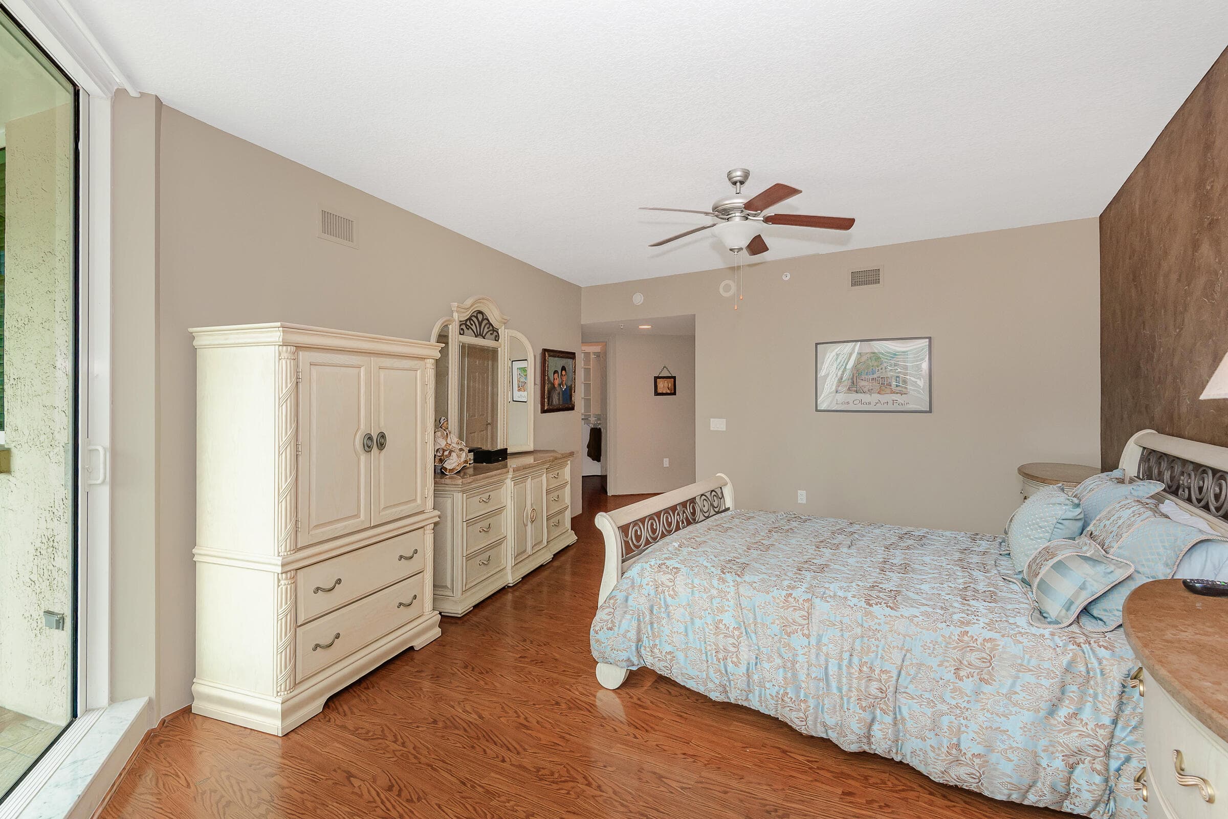 411 N New River Dr Drive E 1703, Fort Lauderdale, FL 33301 40