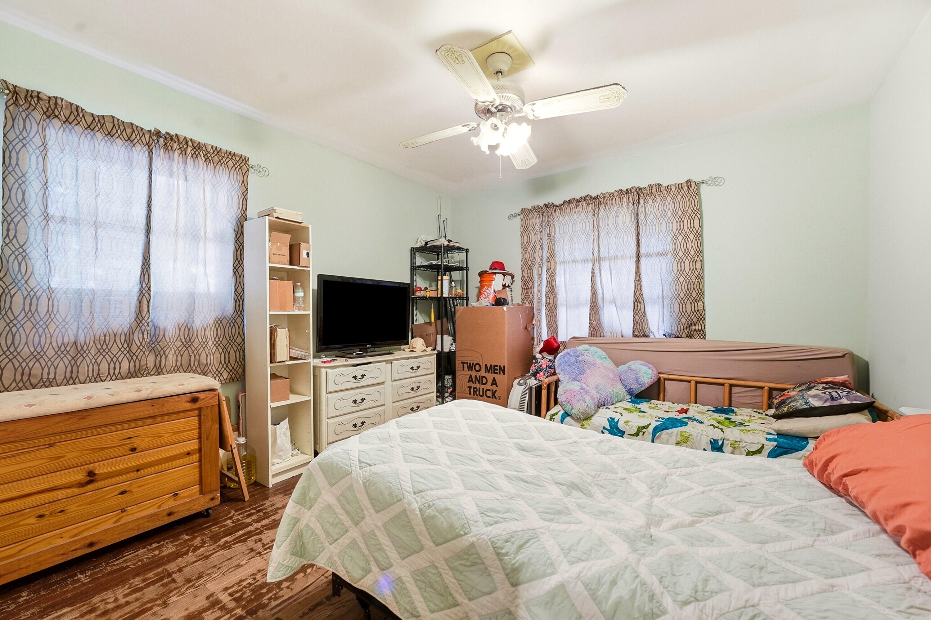 515 Biscayne Drive, West Palm Beach, FL 33401 8