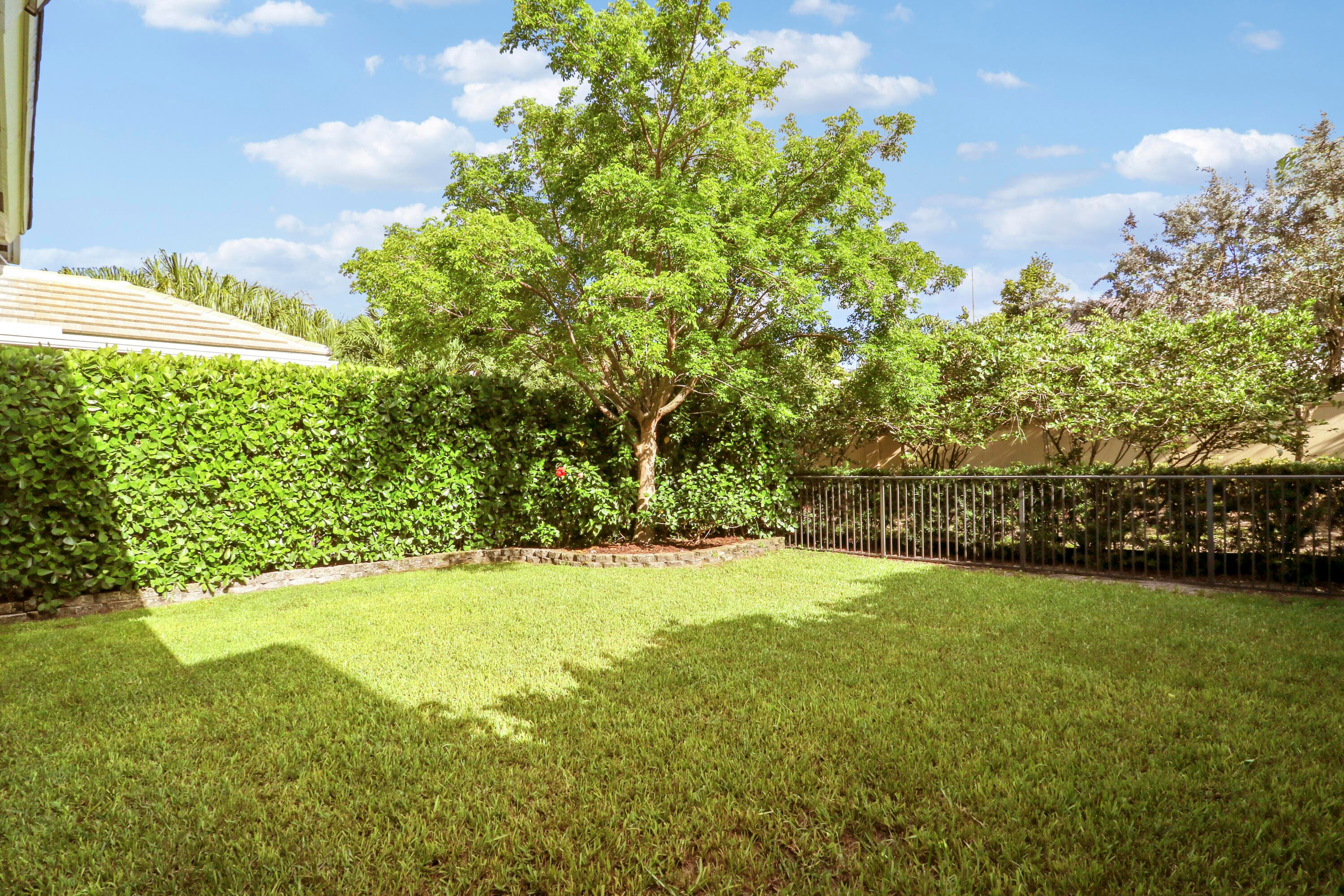 125 Bonnette Hunt Club Lane, Palm Beach Gardens, FL 33418 37
