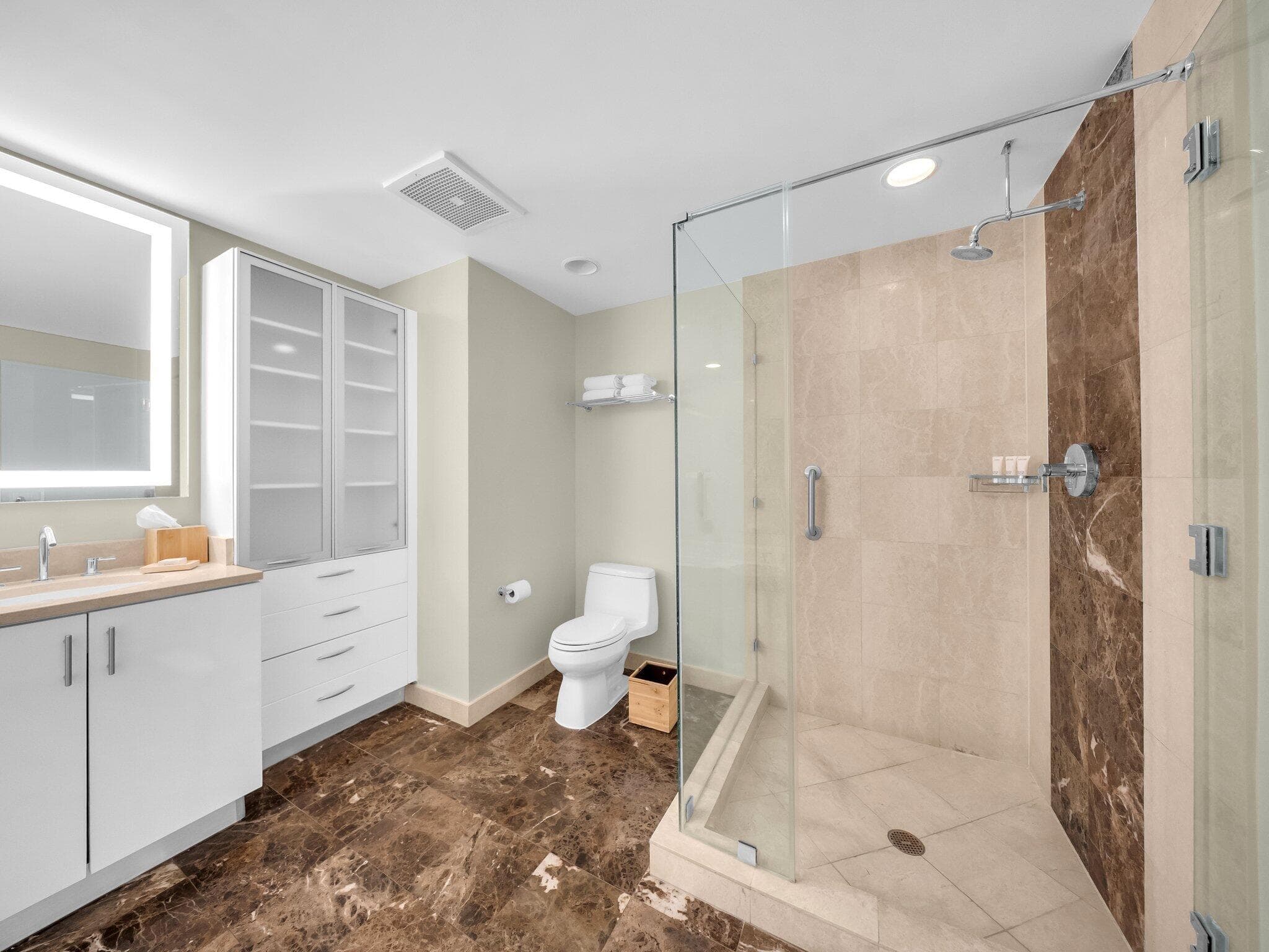 505 N Fort Lauderdale Beach Boulevard #221, Fort Lauderdale, FL 33304 24
