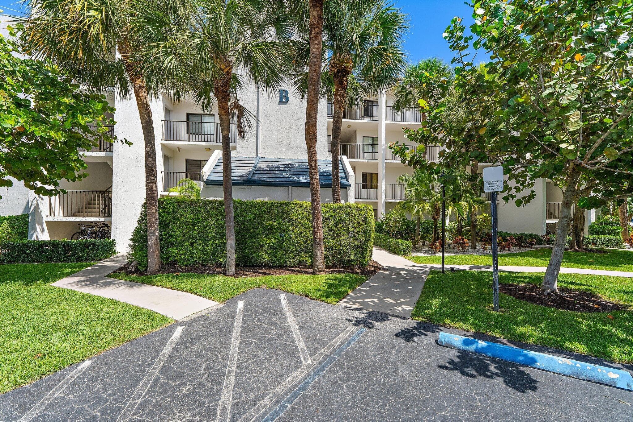 1605 S Us Highway 1 B205, Jupiter, FL 33477 3