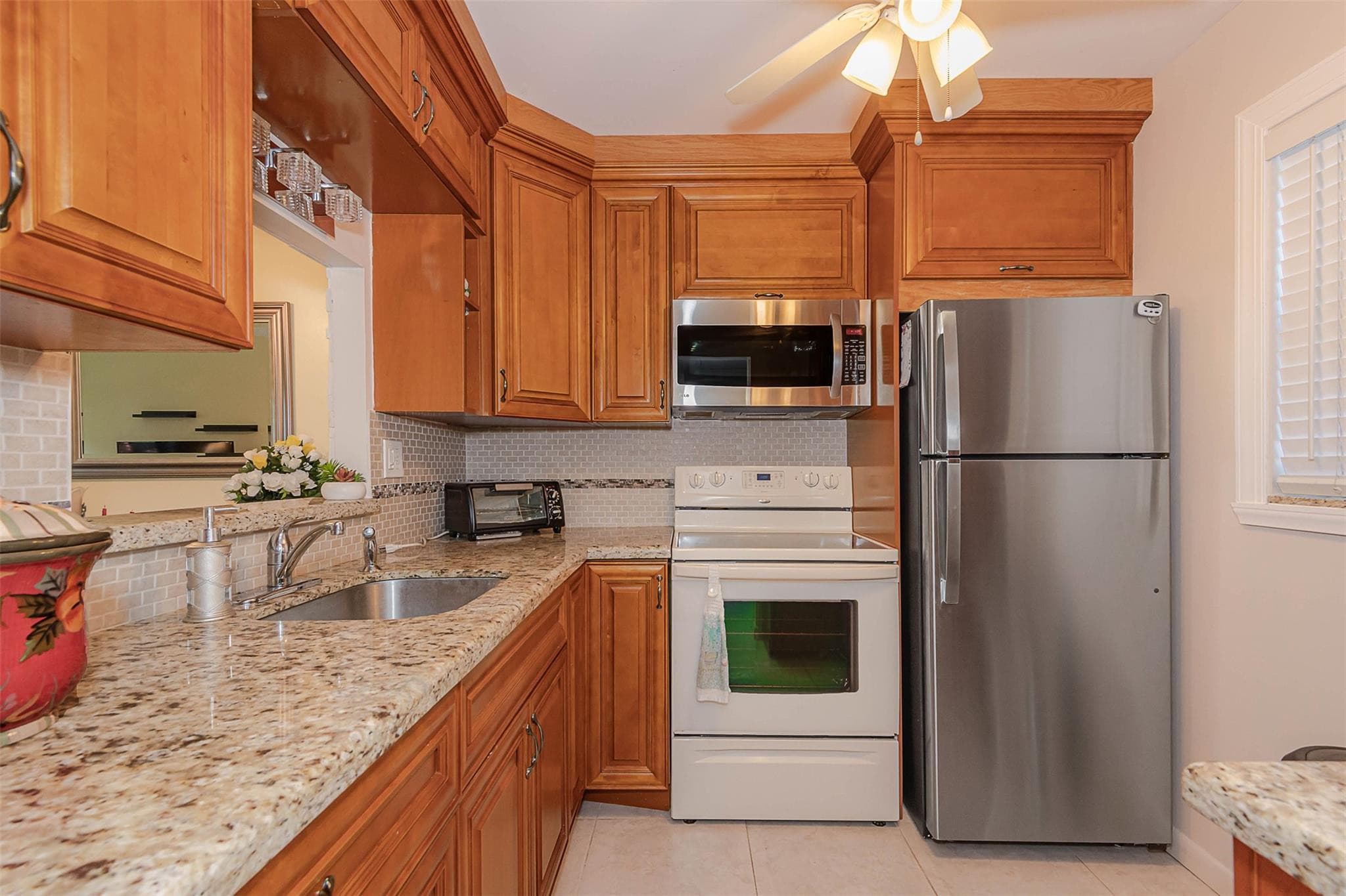 3431 NW 50th Avenue 104, Lauderdale Lakes, FL 33319 4