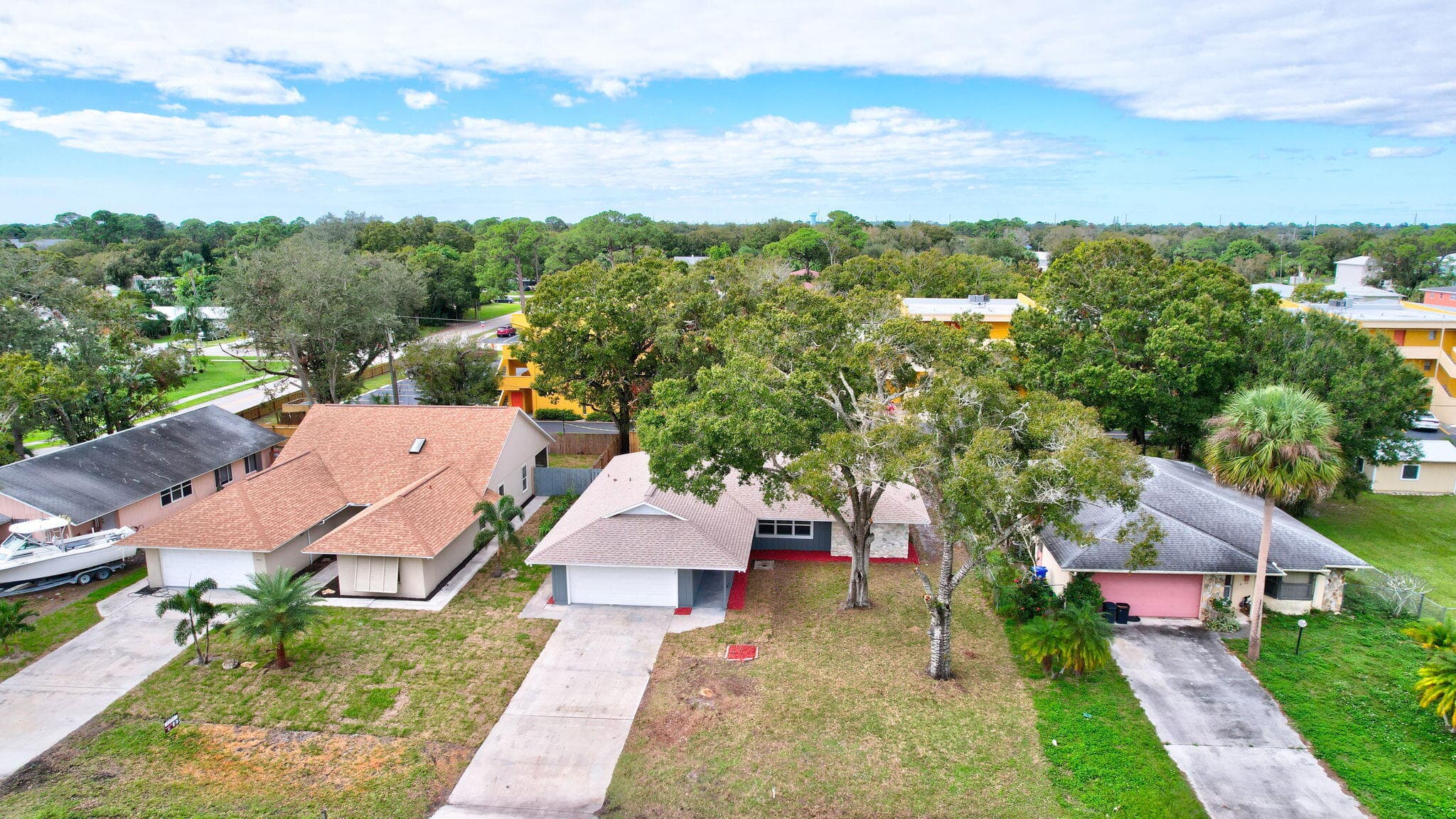 1825 39th Avenue, Vero Beach, FL 32960 17