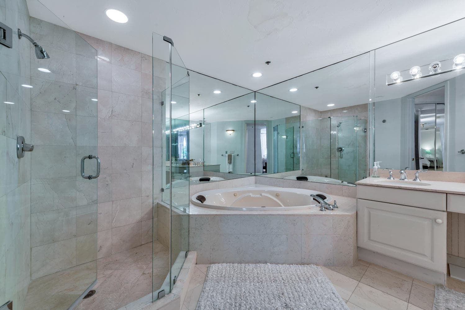 530 Ocean Drive 202, Juno Beach, FL 33408 13