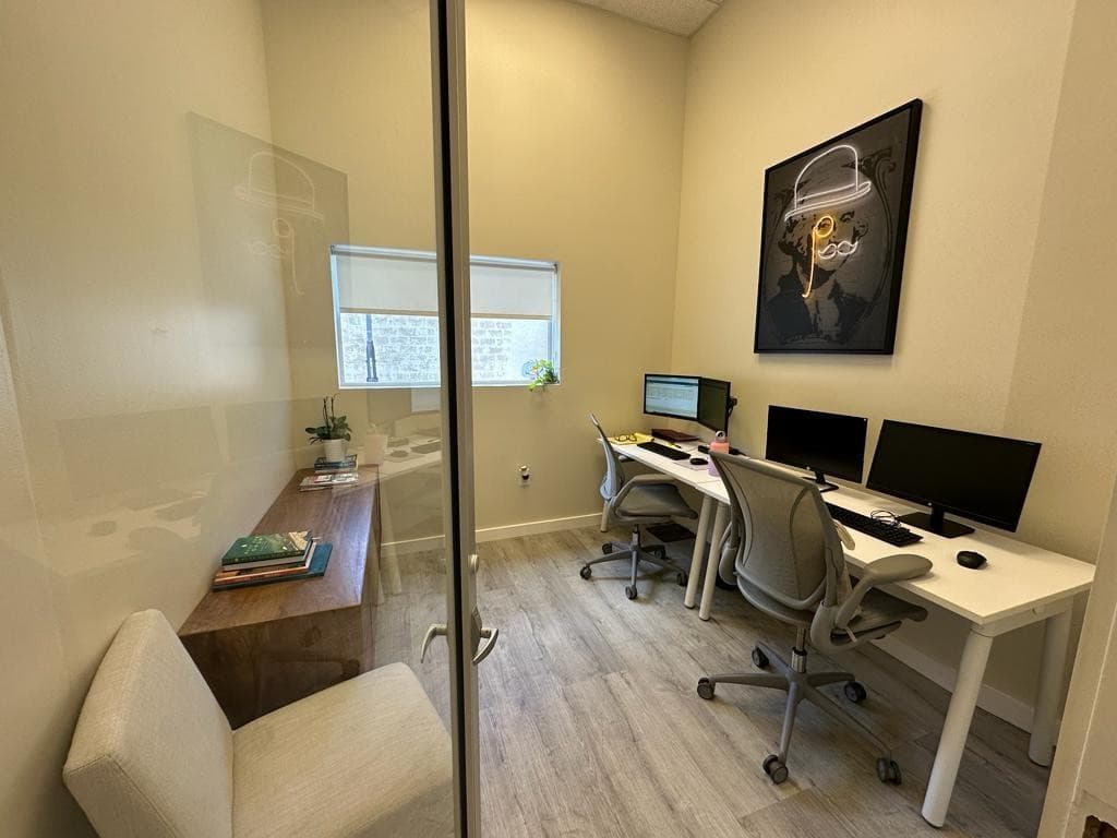 425 NW 10th Terrace, Hallandale Beach, FL 5