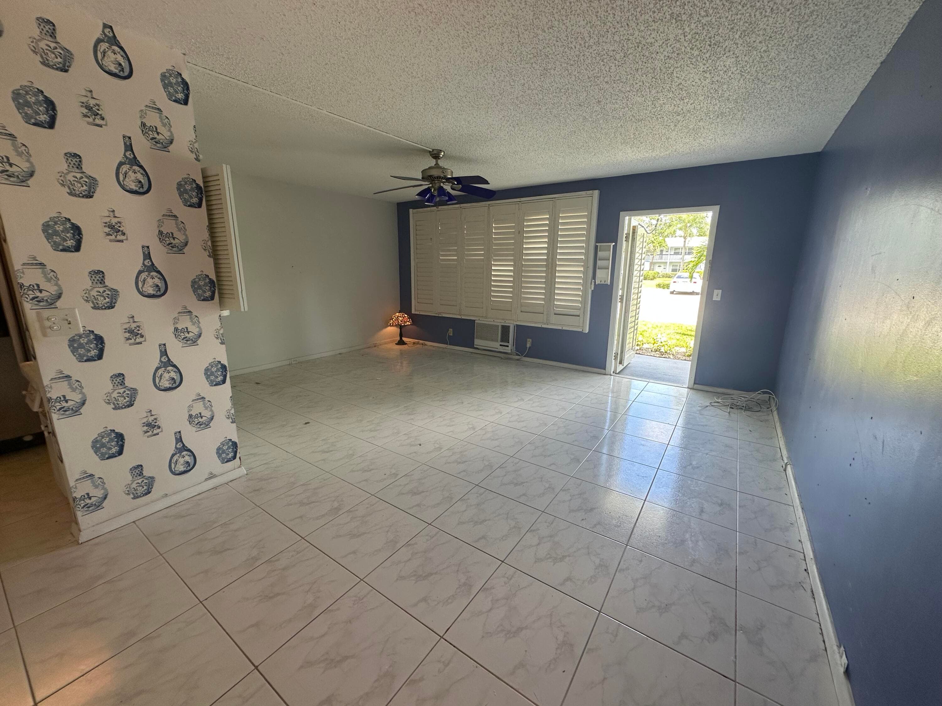 81 Farnham D 81, Deerfield Beach, FL 33442 8