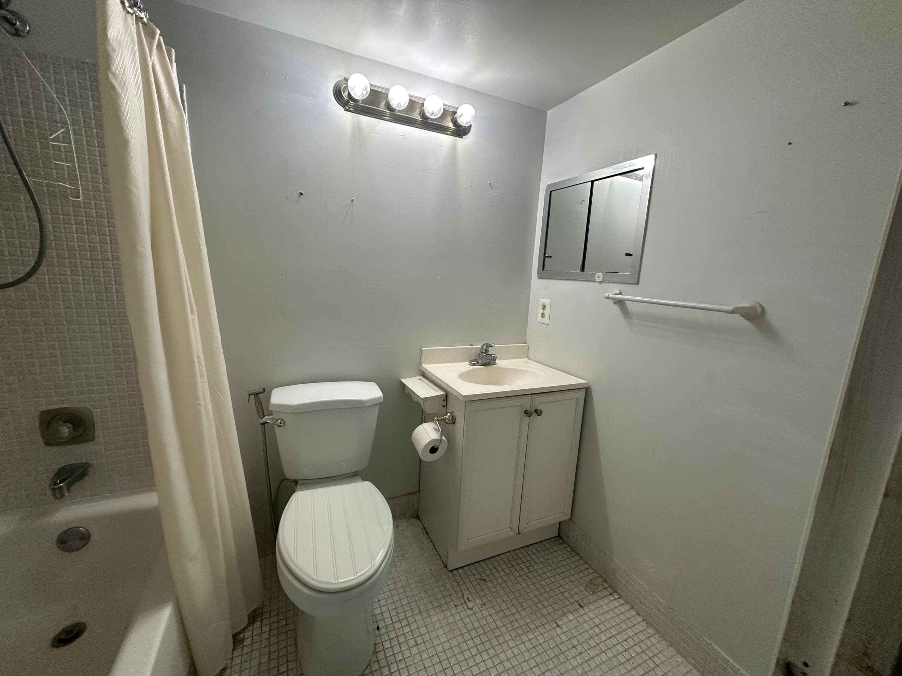 81 Farnham D 81, Deerfield Beach, FL 33442 18