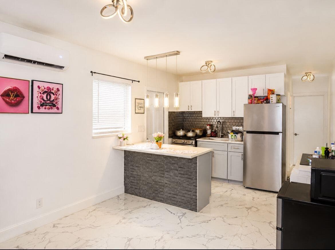 306 NE 6th Street 1-4, Hallandale Beach, FL 33009 4