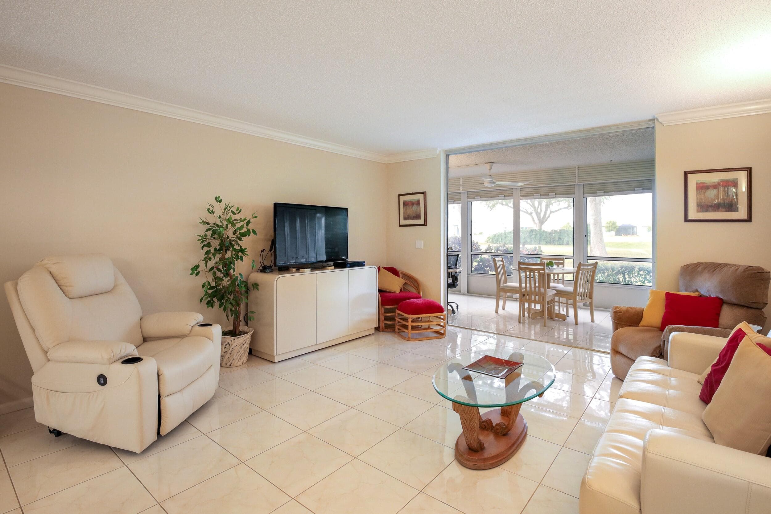 6650 S Oriole Boulevard 1030, Delray Beach, FL 33446 12
