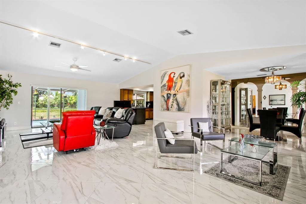 1501 NW 7th Street, Boca Raton, FL 33486 7