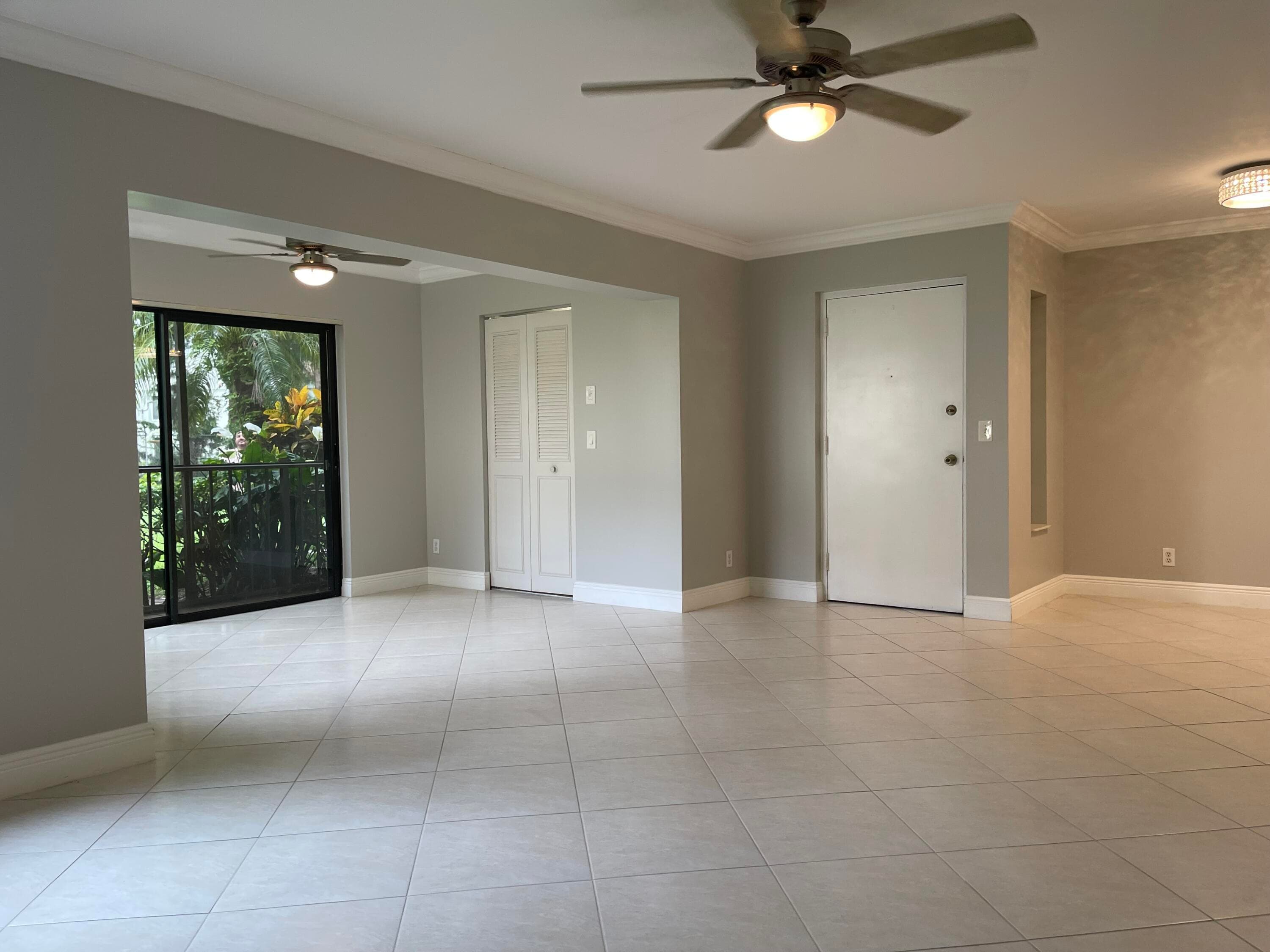 4857 Sable Pine Circle B1, West Palm Beach, FL 33417 32