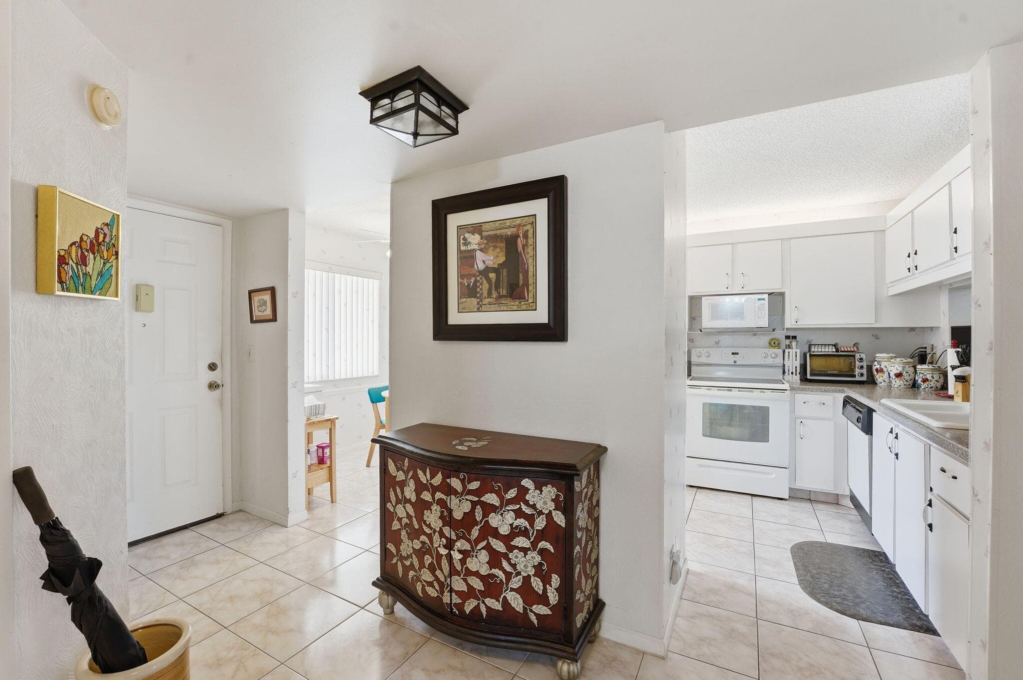 3146 Via Poinciana 307, Lake Worth, FL 33467 2