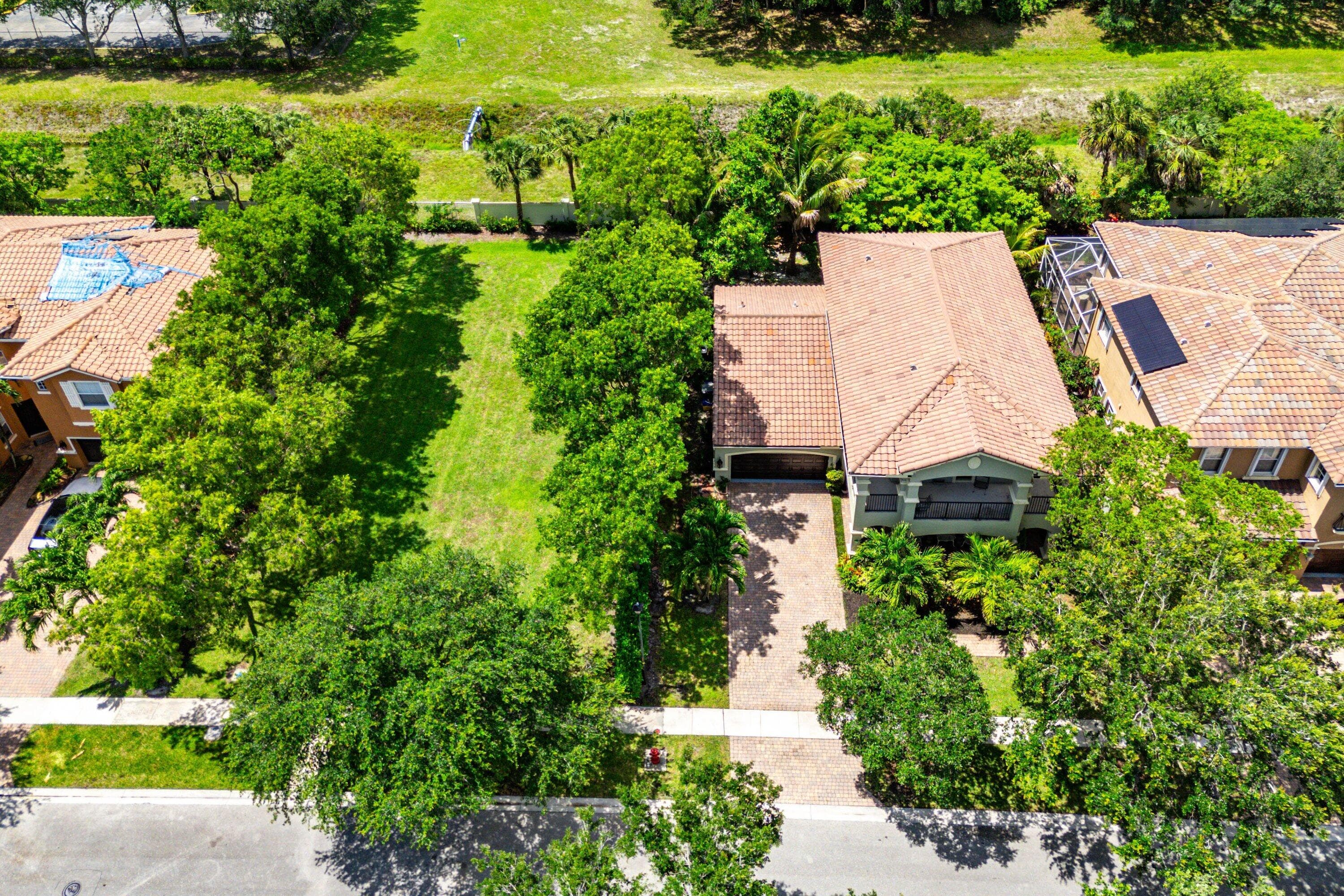 599 Cresta Circle, West Palm Beach, FL 33413 48