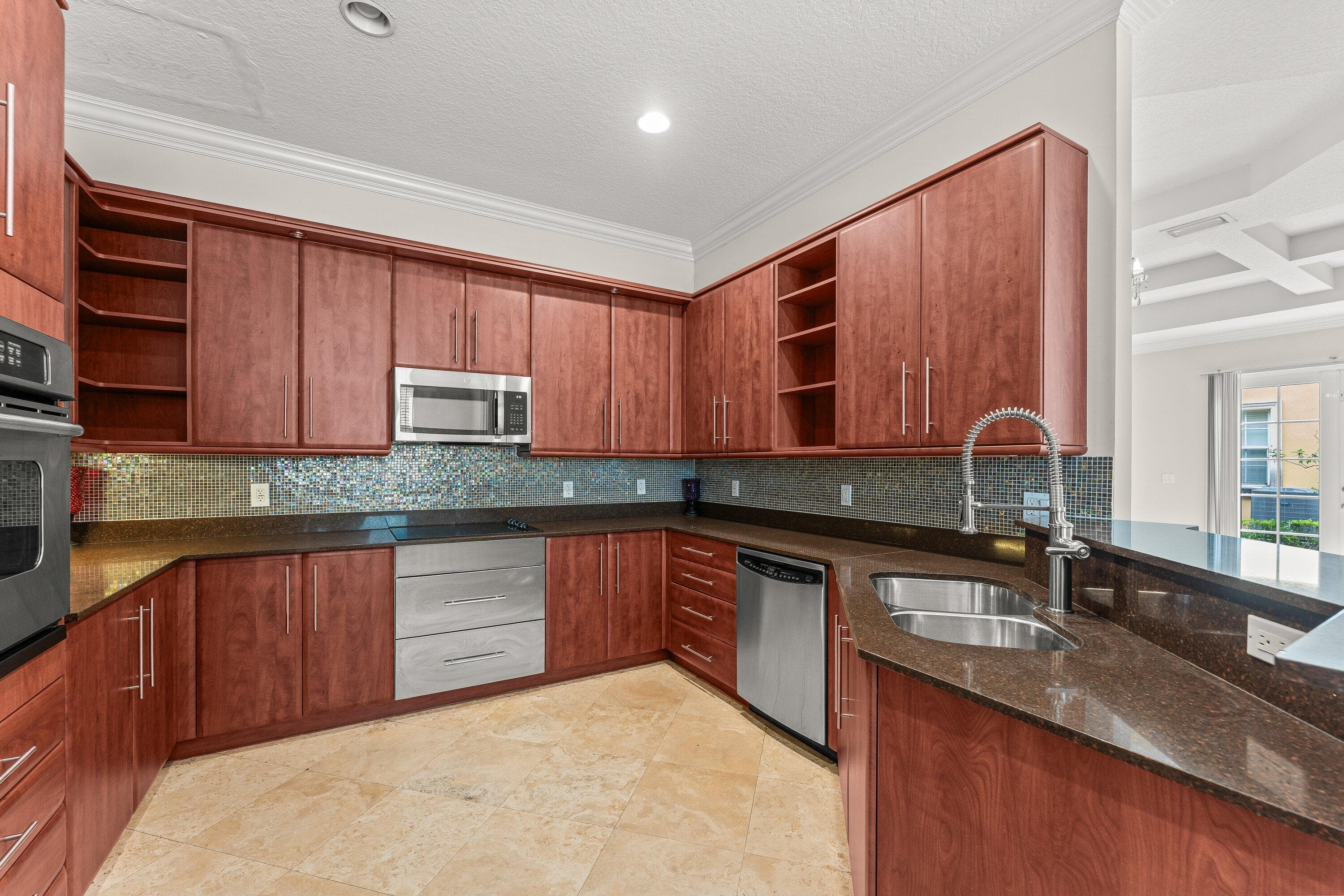 210 NE 69th Circle, Boca Raton, FL 33487 5
