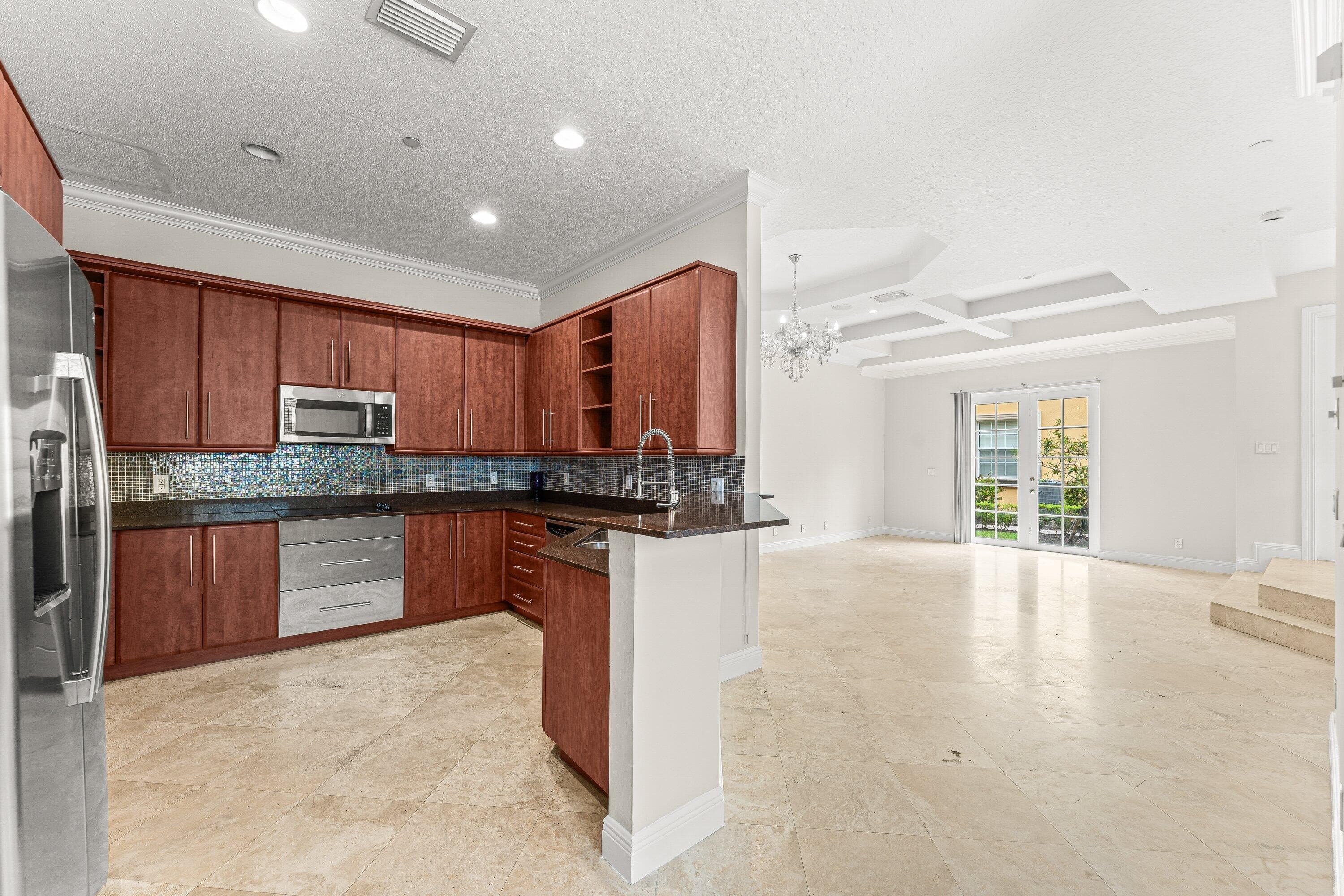 210 NE 69th Circle, Boca Raton, FL 33487 6