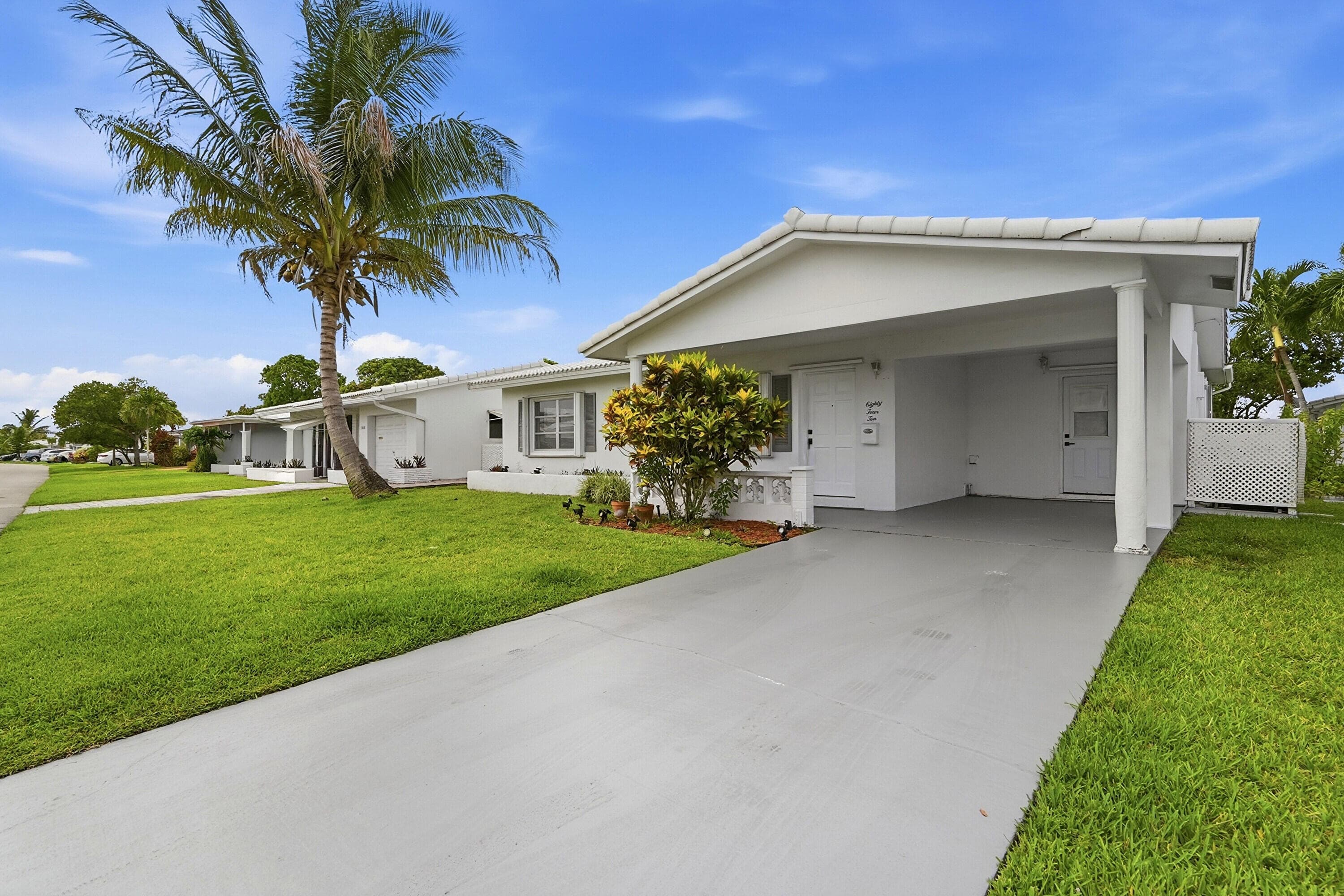 8410 NW 59th Place, Tamarac, FL 33321 4