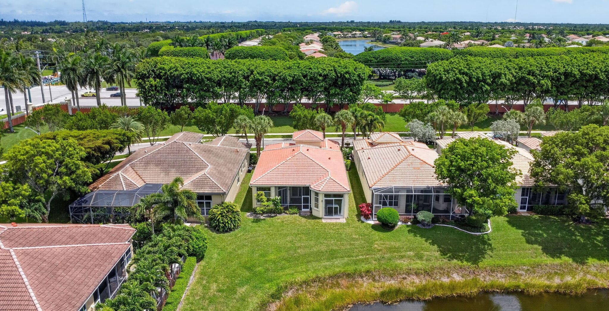 8553 E Via Grande E, Wellington, FL 33411 64