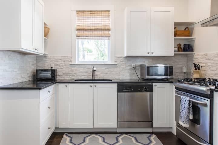 717 Forest Hill Boulevard, West Palm Beach, FL 33405 68