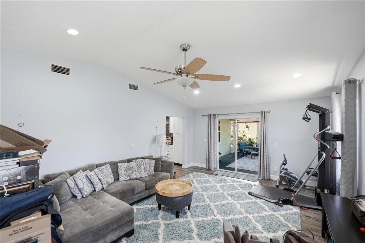 3762 SW Lachine Street, Port St. Lucie, FL 34953 18
