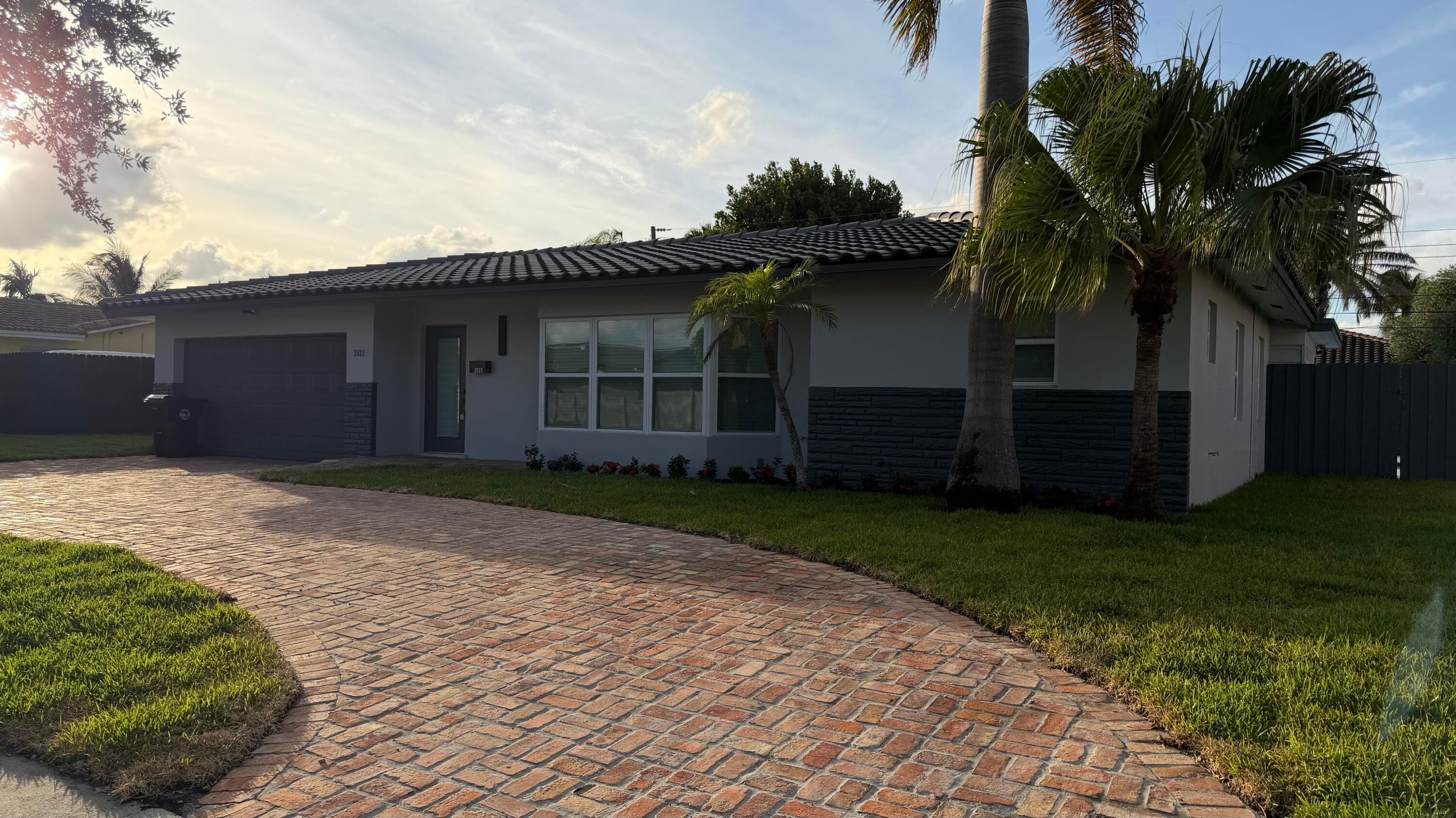 2521 NE 45th Street, Lighthouse Point, FL 33064 3
