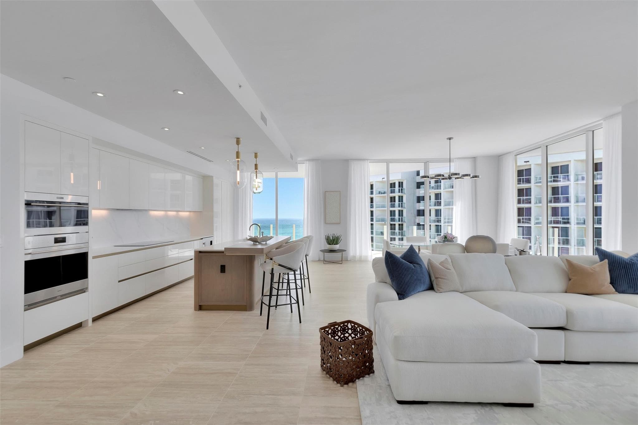 525 N Fort Lauderdale Beach Boulevard 1903, Fort Lauderdale, FL 33304 8