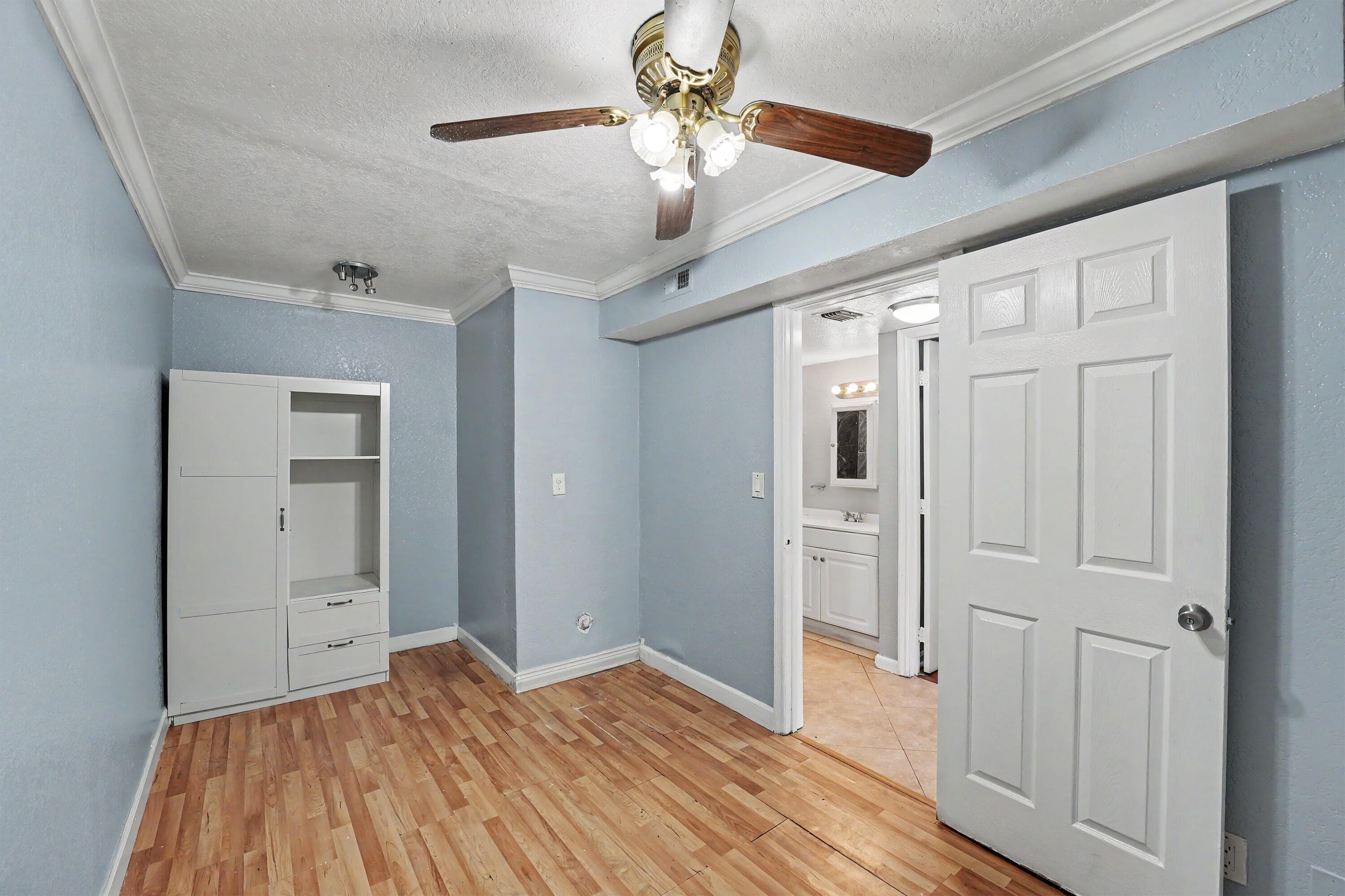 4848 NW 24th 105, Lauderdale Lakes, FL 33313 24