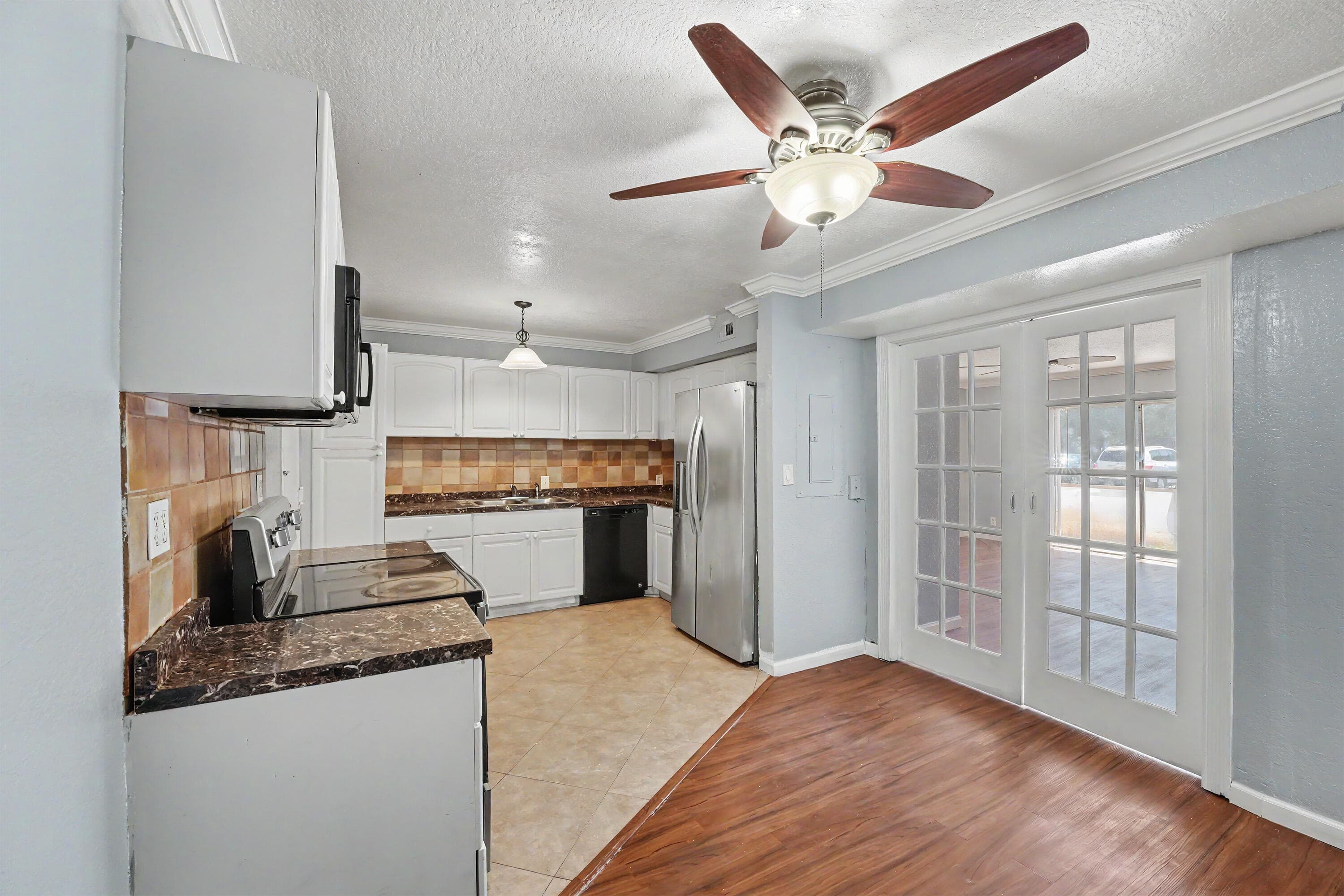 4848 NW 24th 105, Lauderdale Lakes, FL 33313 3