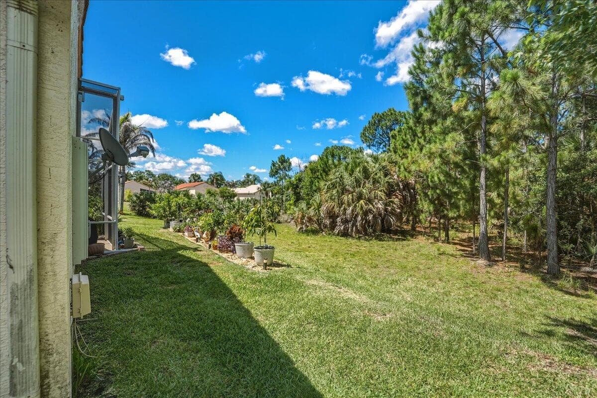 407 NW Granville Street, Port St. Lucie, FL 34986 39