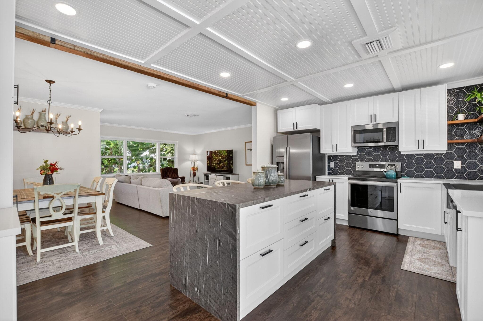 1207 SW 12th Avenue, Boca Raton, FL 33486