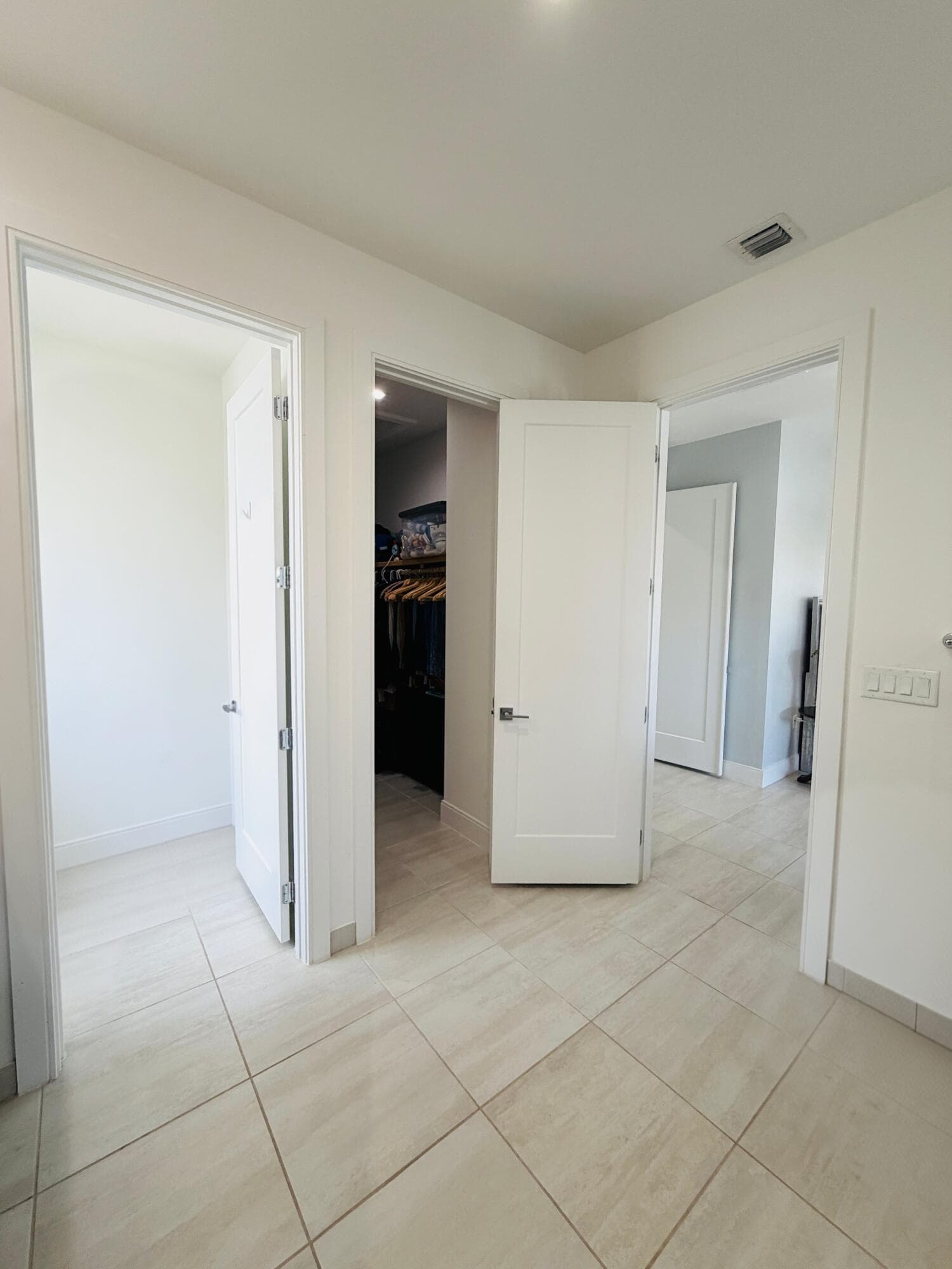 8288 NW 44th Terrace, Doral, FL 33166 38