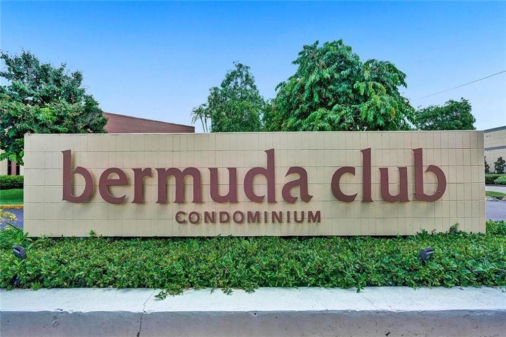 5750 NW 64th Avenue 201, Tamarac, FL 33319 2