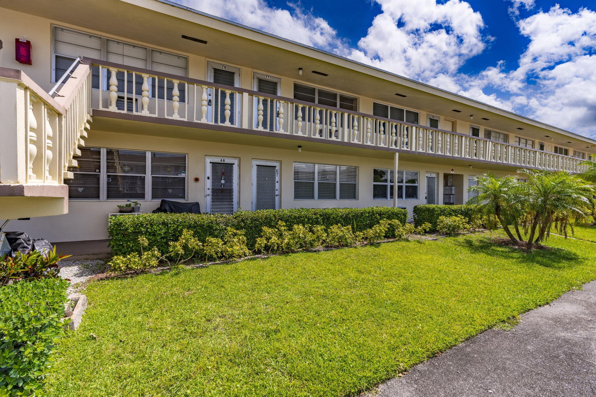 77 Kingswood, West Palm Beach, FL 33417 16