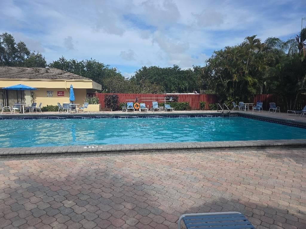 2898 SW 22nd Circle 231c, Delray Beach, FL 33445 36