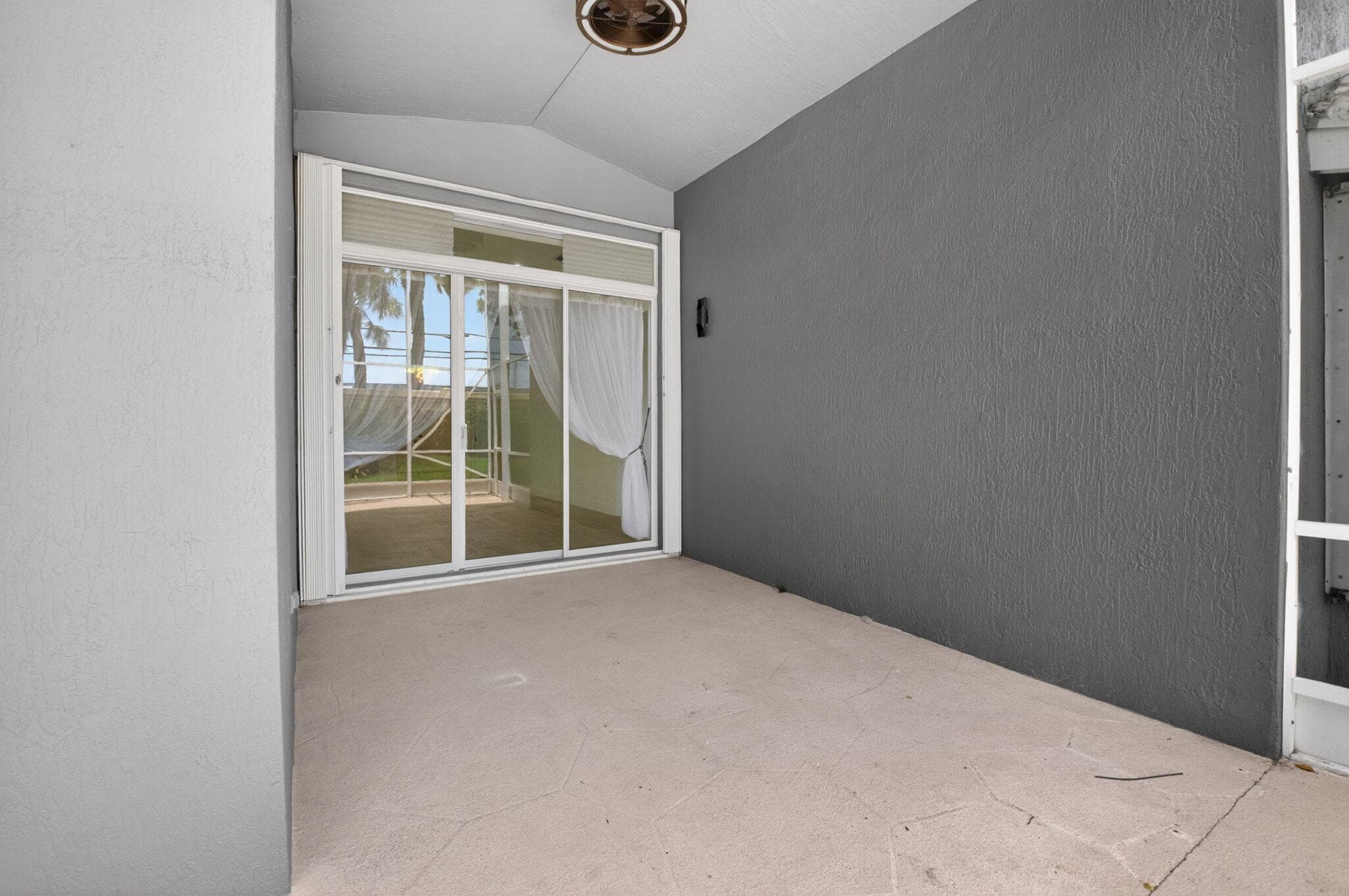 11728 Dove Hollow Avenue, Boynton Beach, FL 33437 32