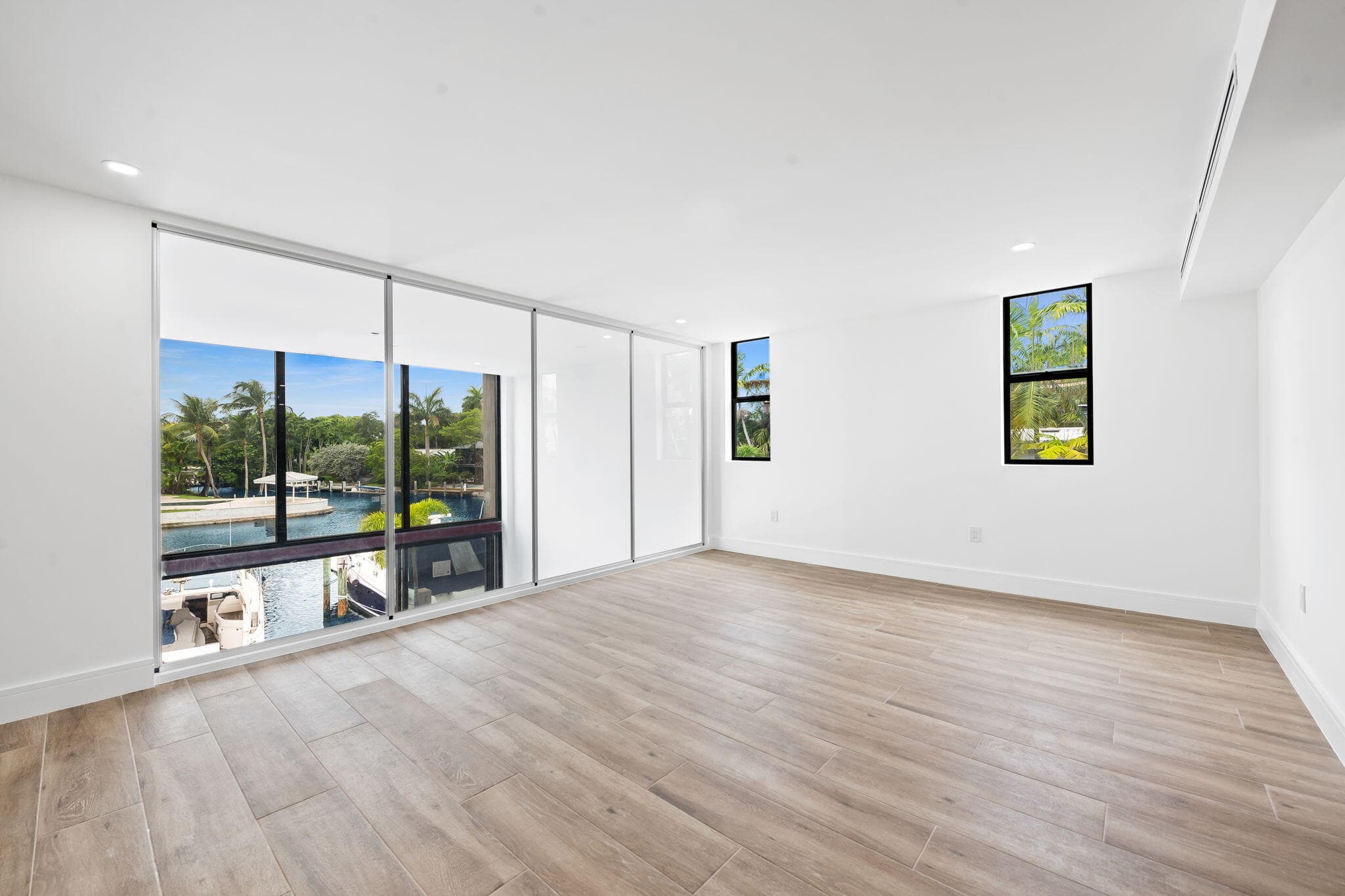 321 Hendricks Isle, Fort Lauderdale, FL 33301 28