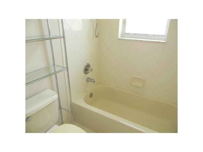2721 W Abiaca Circle, Davie, FL 33328 32