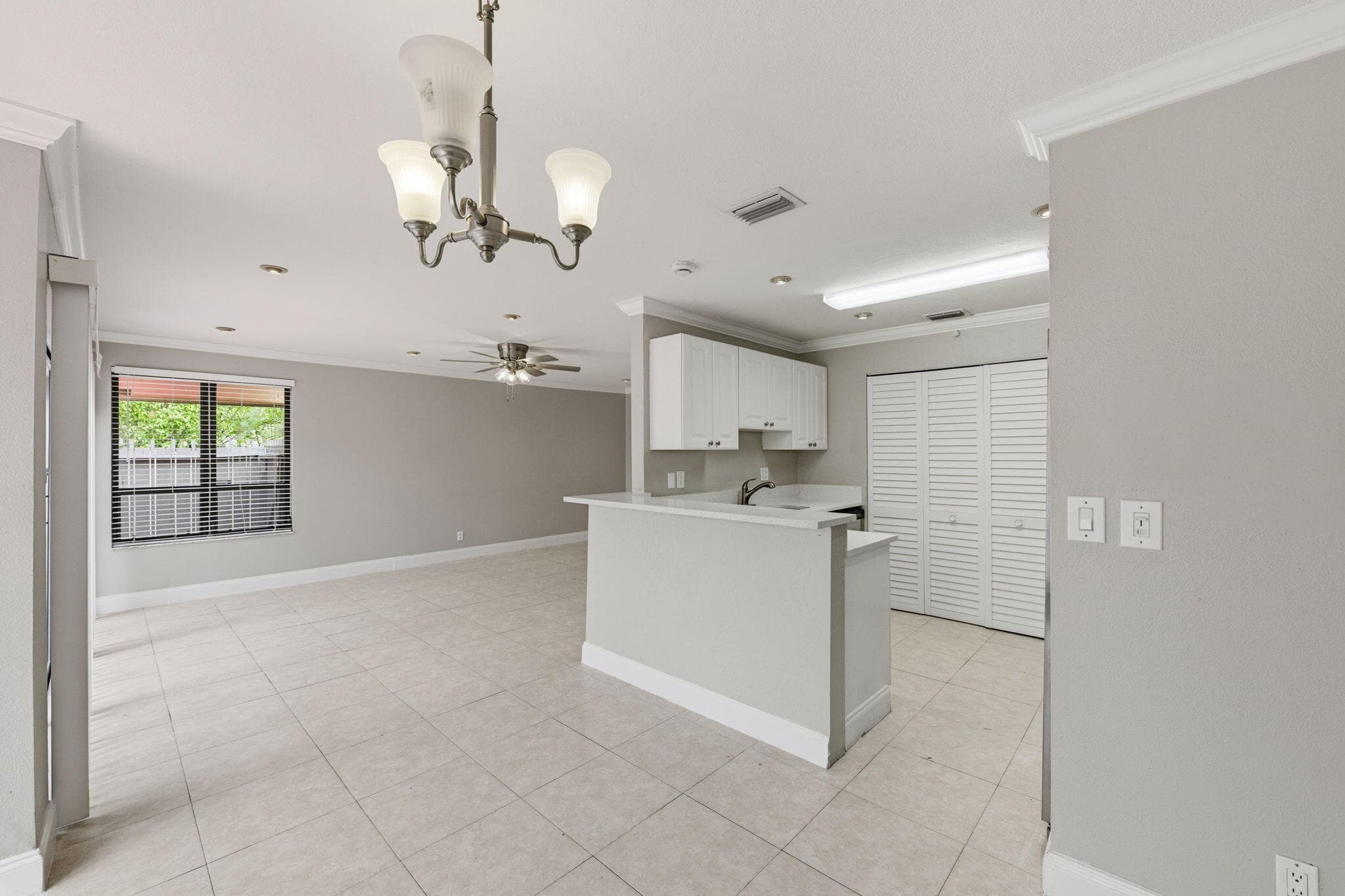 8741 Cleary Boulevard, Plantation, FL 33324 17