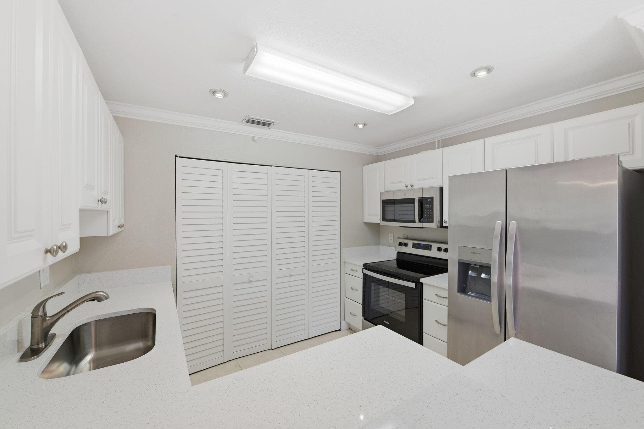 8741 Cleary Boulevard, Plantation, FL 33324 20