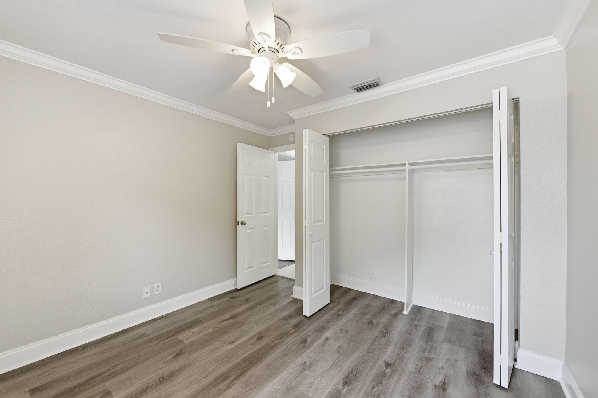 8741 Cleary Boulevard, Plantation, FL 33324 25