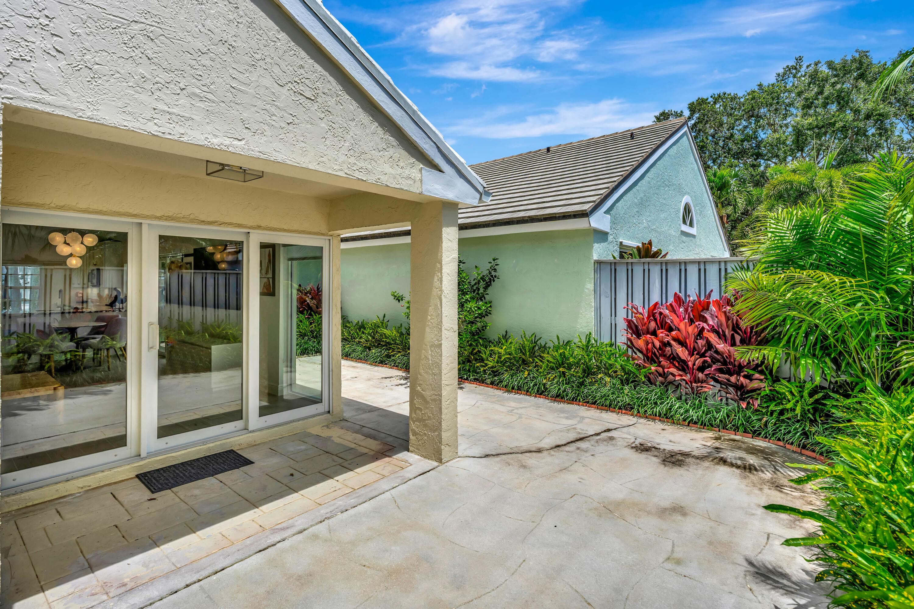 28 Admirals Court, Palm Beach Gardens, FL 33418 35