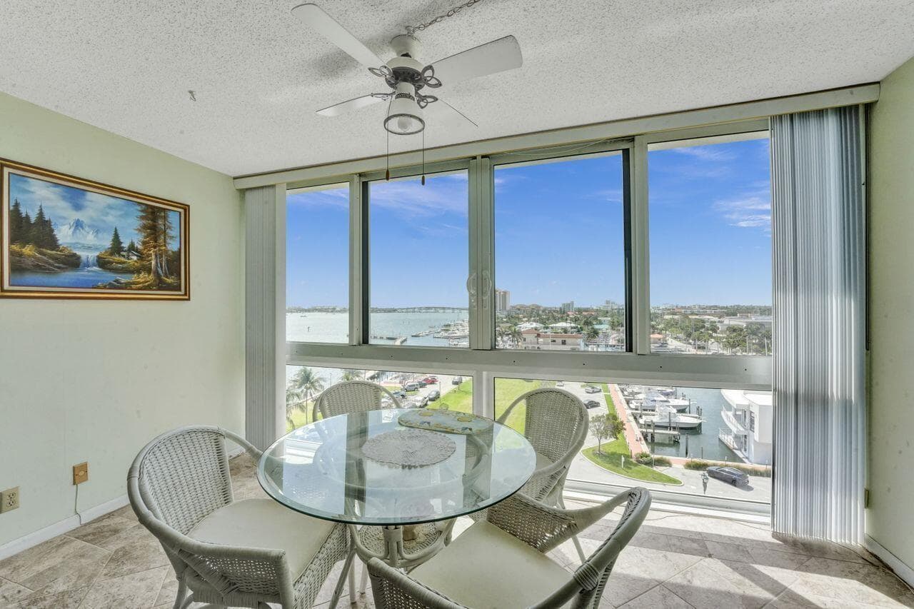 301 Lake Shore Drive 809, Lake Park, FL 33403 27