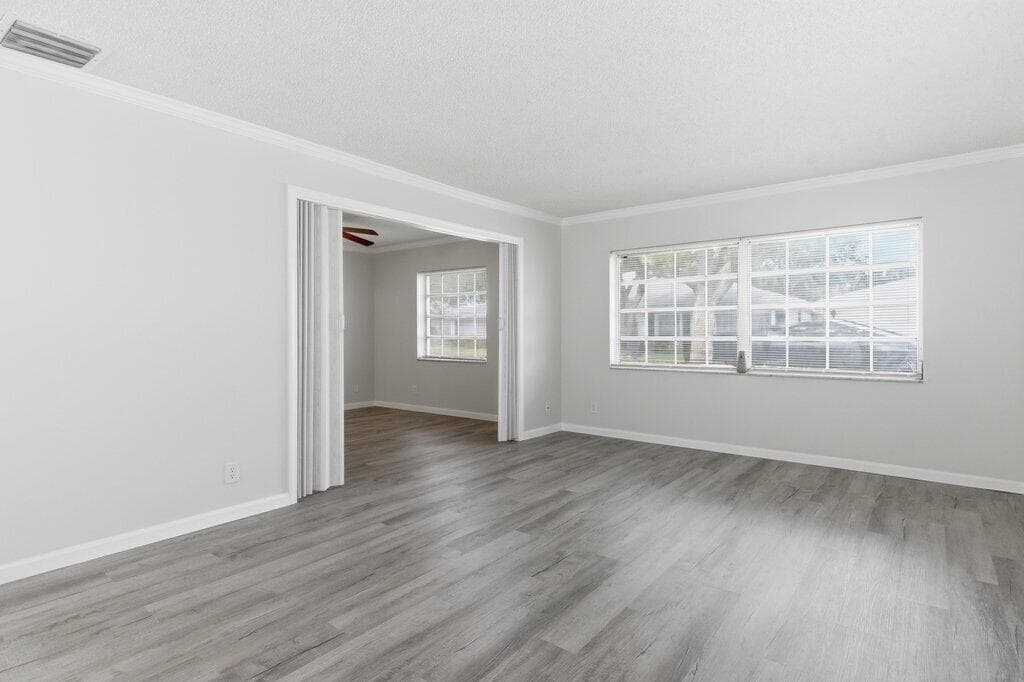 10098 S 42nd Drive, Boynton Beach, FL 33436 33
