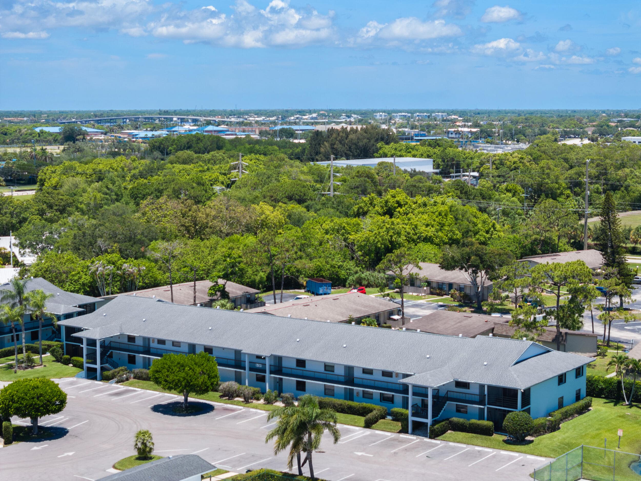 1201 SE Parkview Place G4, Stuart, FL 34994 35