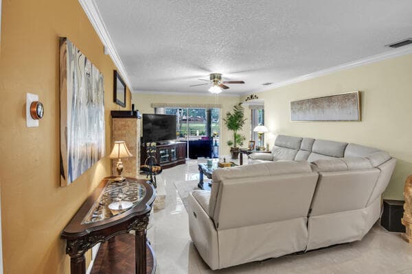 6431 Olde Moat Way, Davie, FL 33331 23