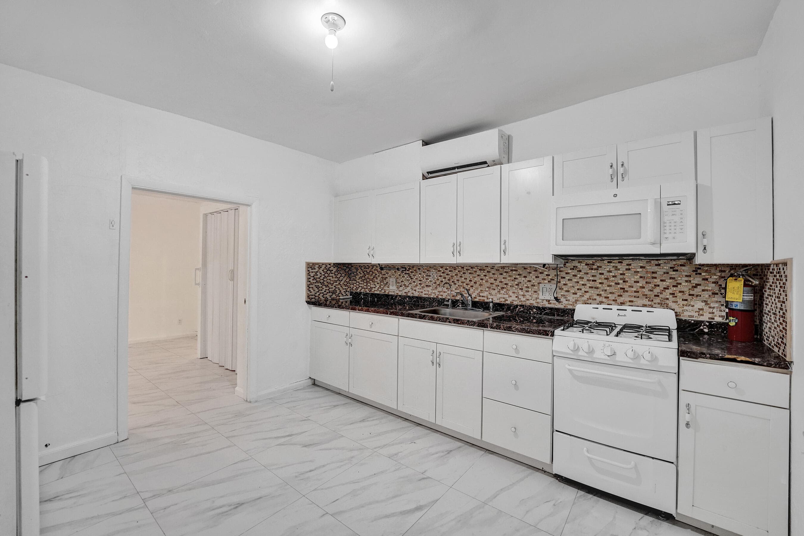 816 SE 12th Street, Fort Lauderdale, FL 33316 41