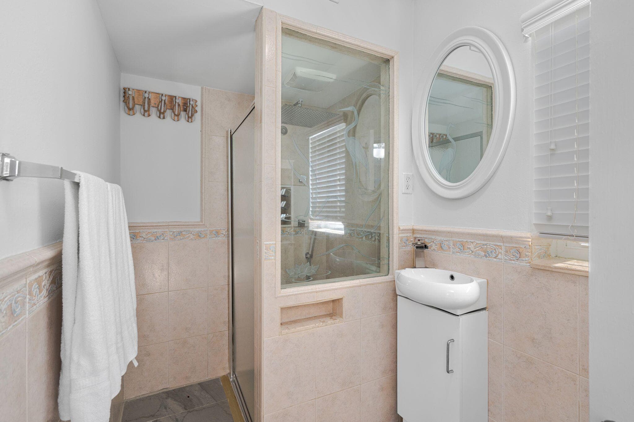 121 Queen Eugenia Court, Hutchinson Island, FL 34949 17